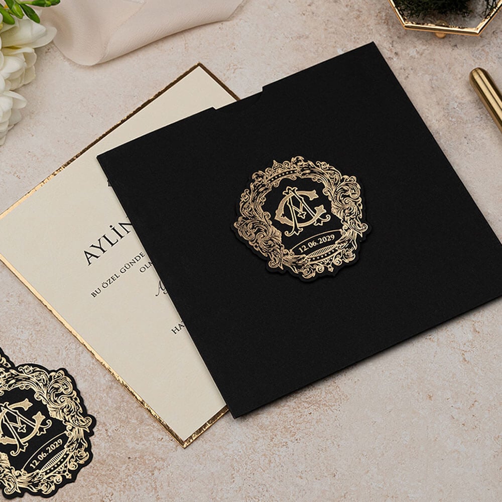 Düğün Davetiyesi Er-505114 | Karton Mühürlü Siyah Renk Zarflı Kare Kalın Lüks Davetiye