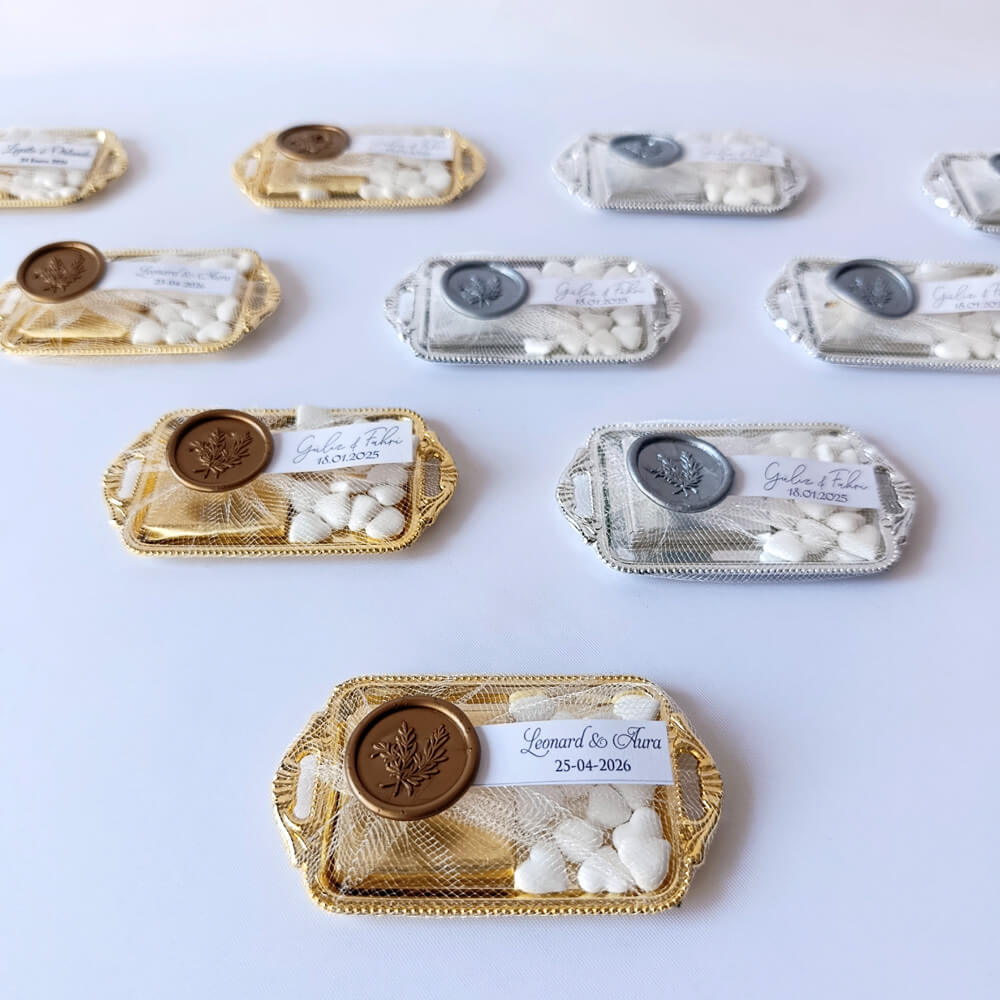 Nikah Şekeri Nks-316A Mühürlü Madlen Çikolata ve Kalp Şekerli Gold Mini Tepsi 2