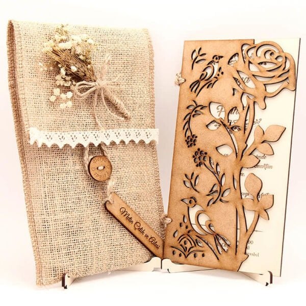 Ahşap Düğün Davetiyesi Modelleri Bülbül ve Gül Desenli Ahşap Davetiye AHD-3037a