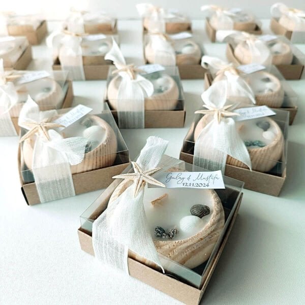 Nikah Hediyeliği Asetat Kutu İçerisinde Deniz Kabuklu Ahşap Tabak Mumluk Nks-293e