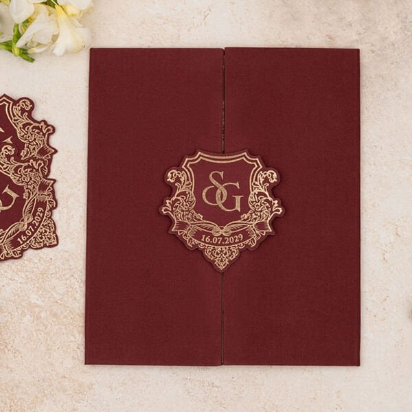 Düğün Davetiyesi Er-505113 | Bordo Renk Çantalı Zarflı Karton Mühürlü Kalın Lüks Davetiye