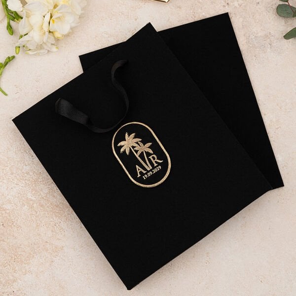 Düğün Davetiyesi Er-505106 | Siyah Renk Çanta Zarflı Karton Mühürlü Kalın Lüks Davetiye