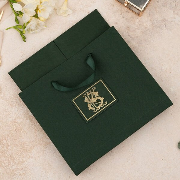 Düğün Davetiyesi Er-505107 | Yeşil Renk Çanta Zarflı Karton Mühürlü Kalın Lüks Davetiye