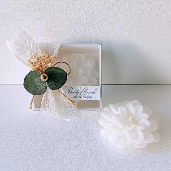 Nikah Şekeri Hediyeliği Kutu İçerisinde Lotus Mum Nks-202