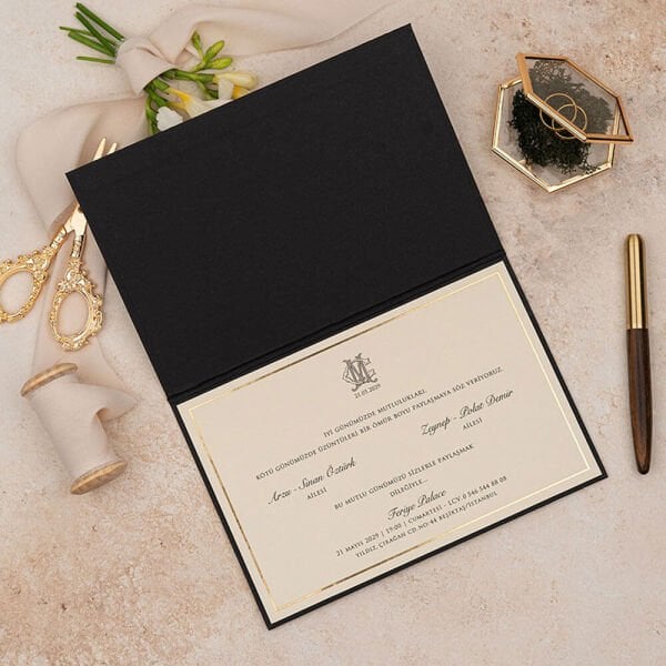 Düğün Davetiyesi Er-505102 | Siyah Renk Zarflı Katlamalı Kalın Lüks Davetiye