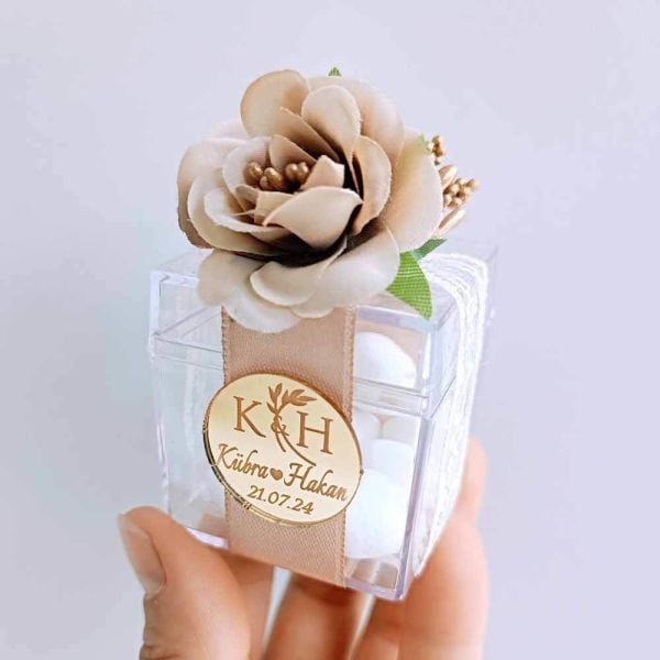 Nikah Şekeri Hediyeliği Gold Gül Süslemeli Şeker Dolu Mika Kutu Nks-251