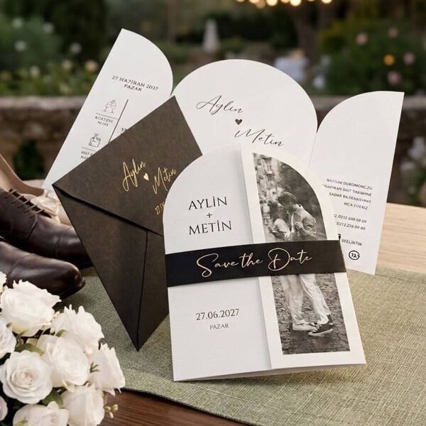 Düğün Davetiyesi Ar-602618Z Krem Renk Siyah Zarflı Gelin Damat Fotoğraflı Davetiye