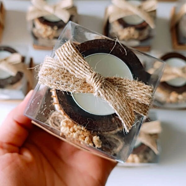 Nikah Şekeri Hediyeliği Asetat Kutu İçerisinde Silindir Ahşap Mumluk Nks-107