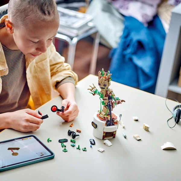 LEGO Marvel Dans Eden Groot LMV-76297 Yapım Oyuncak Seti