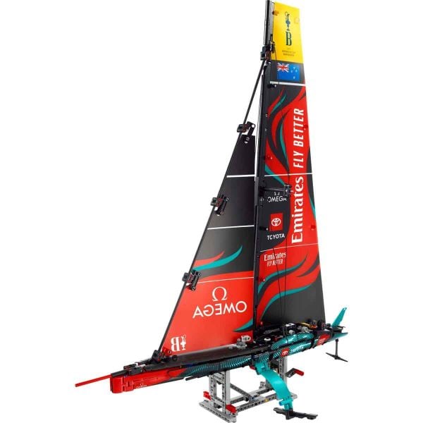 LEGO Technic Emirates Team New Zealand AC75 Yat LTC-42174