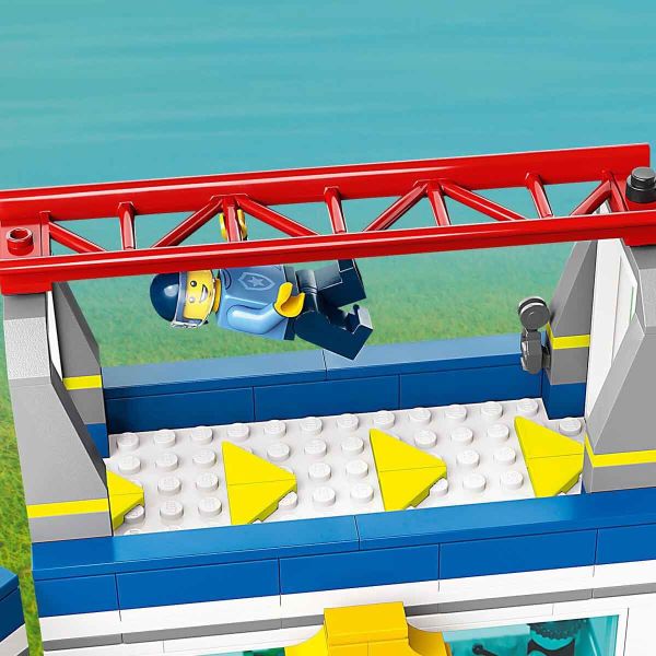LEGO City Polis Eğitim Akademisi LCT-60372 Yapım Oyuncak Seti