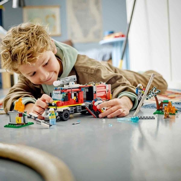 LEGO City İtfaiye Komuta Kamyonu LCT-60374 Yapım Oyuncak Seti