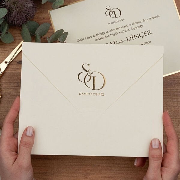 Düğün Davetiyesi Er-505116 | Altın Varak Yaldız Çerçeveli Modern Davetiye