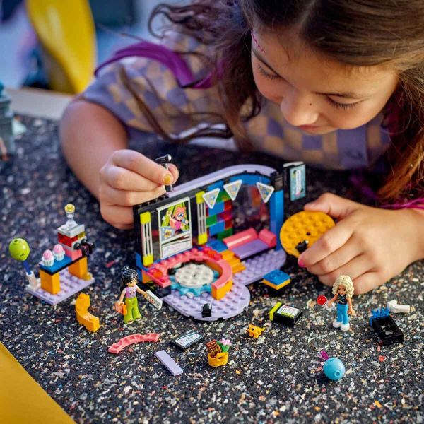 LEGO Friends Karaoke Müzik Partisi LFR-42610 Oyuncak Seti