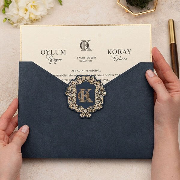 Düğün Davetiyesi Er-505122 | Lacivert Zarflı Karton Mühürlü Modern Davetiye