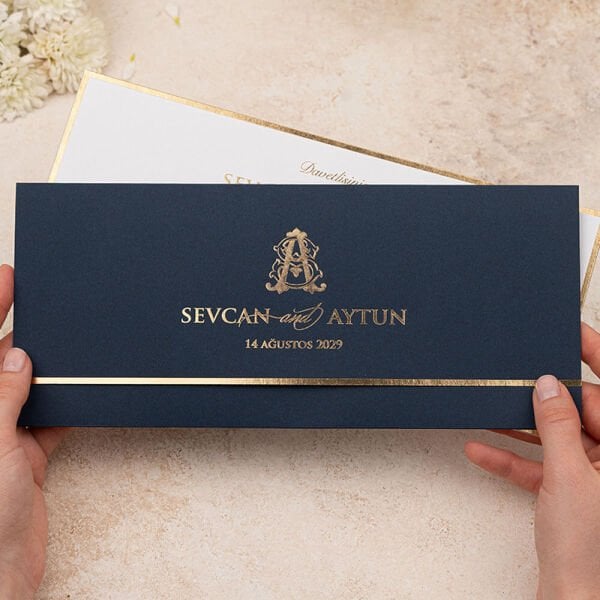 Düğün Davetiyesi Er-505141 | Lacivert Zarflı Varak Yaldız Çerçeveli Modern Davetiye