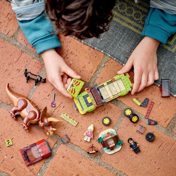 LEGO Jurassic Park Triceratops Araması LJP-76959 Oyuncak Seti