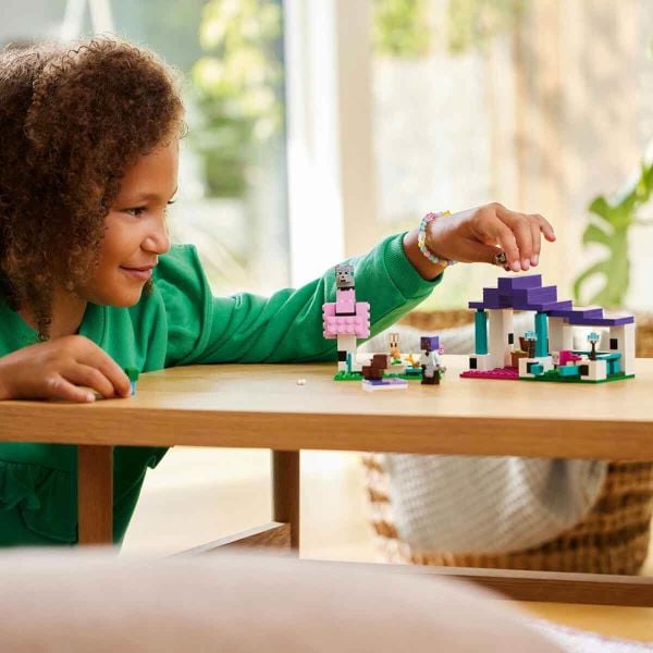 LEGO Minecraft Hayvan Barınağı LMC-21253 Oyuncak Seti
