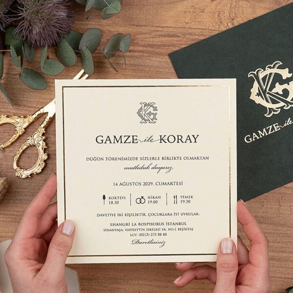 Düğün Davetiyesi Er-505128b | Yeşil Renk Zarflı Kare Modern Davetiye