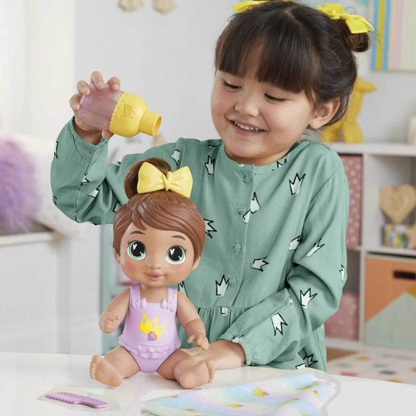 Esmer Bebeğimle Şampuan Eğlencesi Oyuncak Bebek Sophia Seti F9120