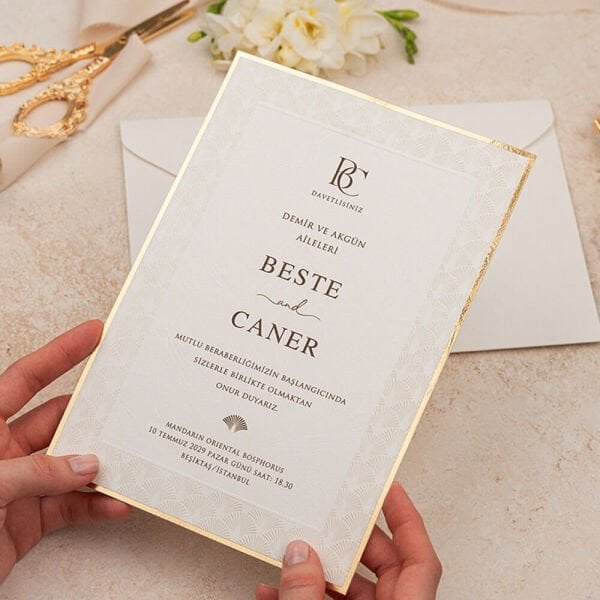 Düğün Davetiyesi Er-505118b Krem Renk Zarflı Varak Çerçeveli Mühürlü Davetiye