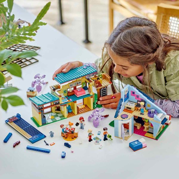 LEGO Friends Olly ve Paisley'nin Aile Evleri LFR-42620 Oyuncak Seti