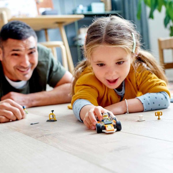 LEGO City Yarış Arabası LCT-60322 Oyuncak Seti