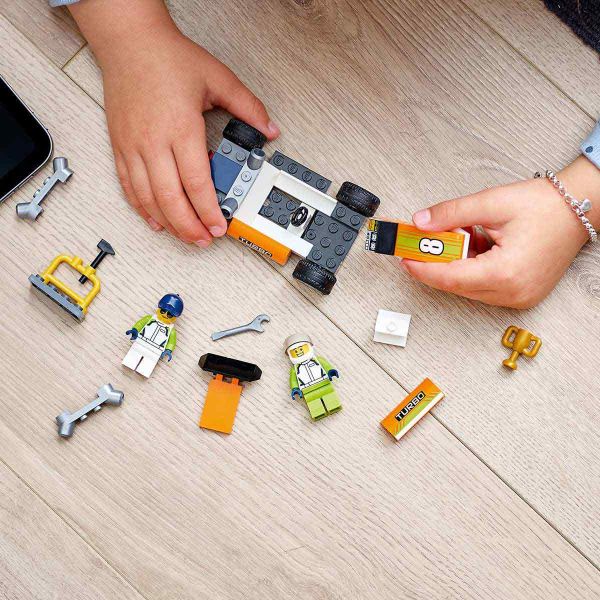 LEGO City Yarış Arabası LCT-60322 Oyuncak Seti