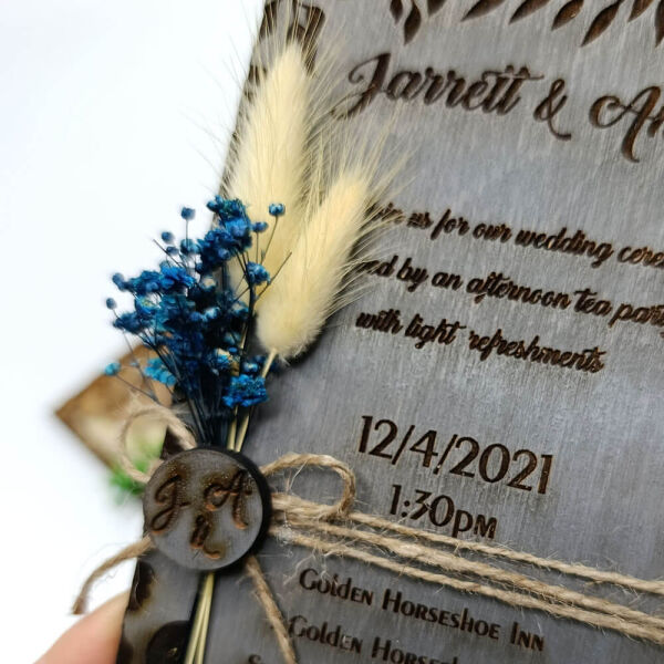Düğün Davetiyesi Yaprak Desen Çerçeve Kazımalı Ahşap Davetiye AHD-202604 11x16 cm - Gri