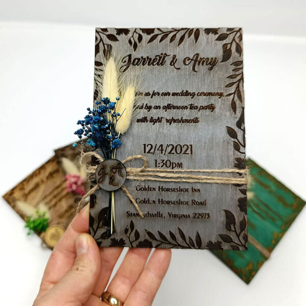 Düğün Davetiyesi Yaprak Desen Çerçeve Kazımalı Ahşap Davetiye AHD-202604 13x19 cm - Gri