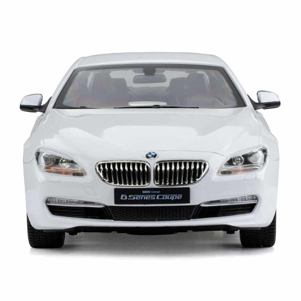 BMW 6 Işıklı 34 cm Uzaktan Kumandalı Araba RST-42600