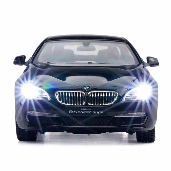 BMW 6 Işıklı 34 cm Uzaktan Kumandalı Araba RST-42600