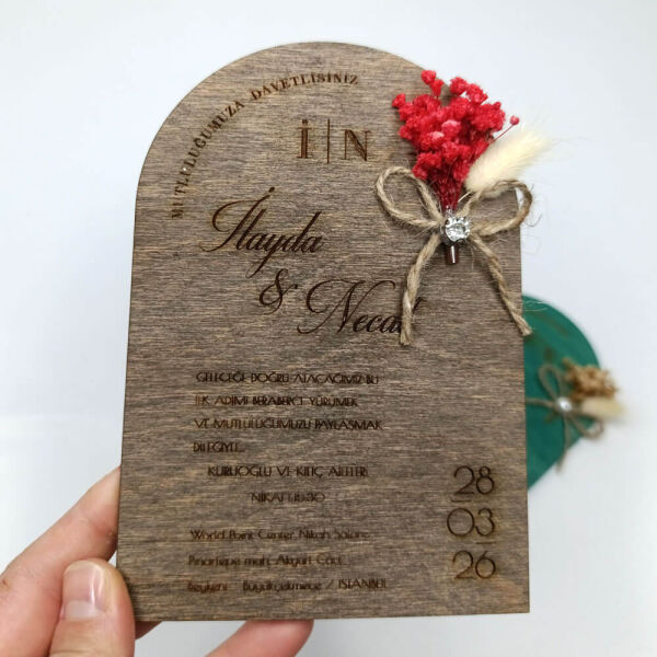 Düğün Davetiyesi Üstten Oval Kesim Cipso Çiçekli Ahşap Davetiye AHD-202608 13x19 cm - Koyu Ceviz