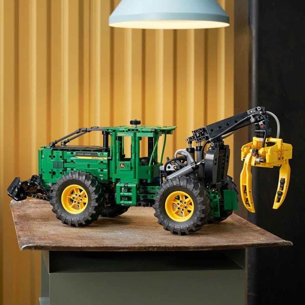 LEGO Technic John Deere 948L-II Orman Makinesi LTC-42157 Oyuncak