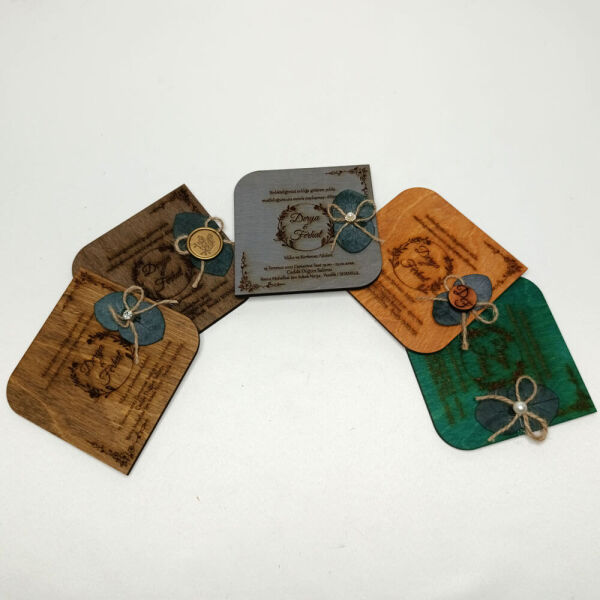 Düğün Davetiyesi Çapraz Köşe Oval Kesim Kare Ahşap Davetiye AHD-202613 12x12 cm - Koyu Ceviz