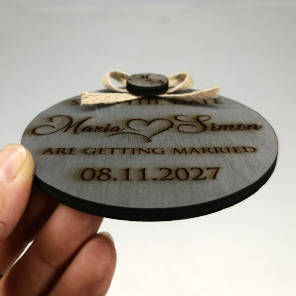 Düğün Davetiyesi Yuvarlak Ahşap Davetiye Magnet AHD-202614 Koyu Ceviz