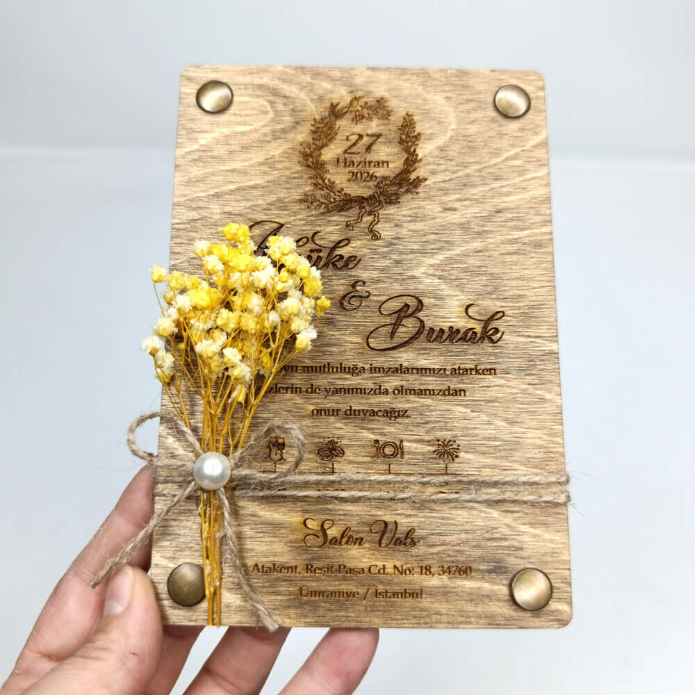 Düğün Davetiyesi 4 Köşe Perçinli Ahşap Davetiye AHD-202616 13x19 cm - Ceviz