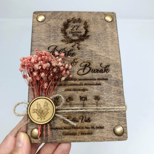 Düğün Davetiyesi 4 Köşe Perçinli Ahşap Davetiye AHD-202616 13x19 cm - Koyu Ceviz