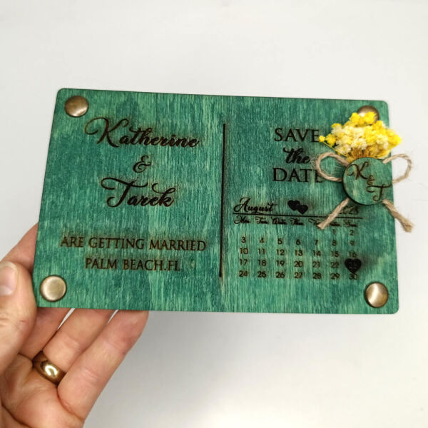 Düğün Davetiyesi AHD-202619 Takvimli 4 Köşe Perçinli Ahşap Davetiye 12x19 cm - Yeşil