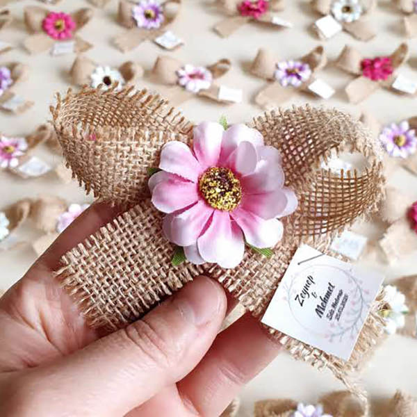 Nikah Şekeri Hediyeliği Papatyalı Jüt Kumaş Fiyonk Magnet Nks-70