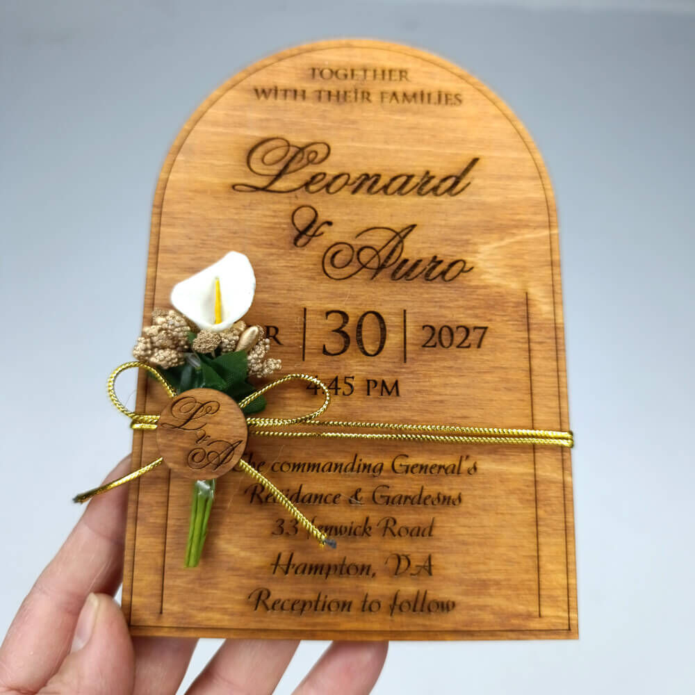 Düğün Davetiyesi AHD-202620 Üst Oval Kubbe Kesim Ahşap Davetiye 11x16 cm - Kızıl