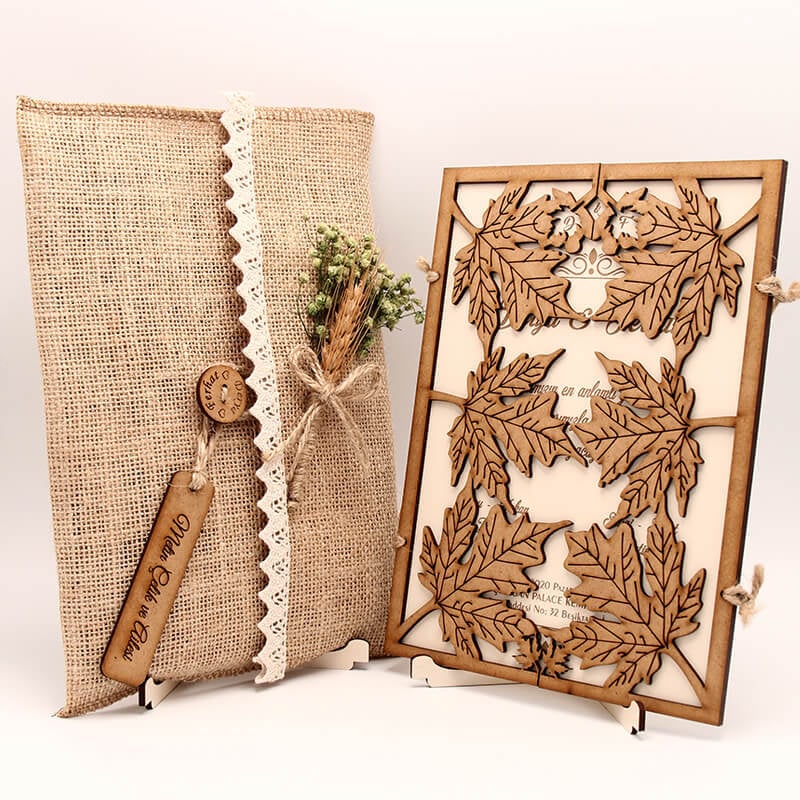 Ahşap Düğün Davetiyesi Çınar Yaprağı Modeli Ahşap Davetiye | AHD-3001