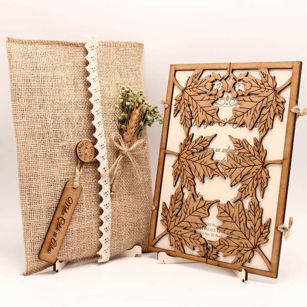 Ahşap Düğün Davetiyesi Çınar Yaprağı Modeli Ahşap Davetiye | AHD-3001