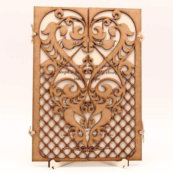 Ahşap Düğün Davetiyesi Kalp Desenli Davetiye | AHD-3002