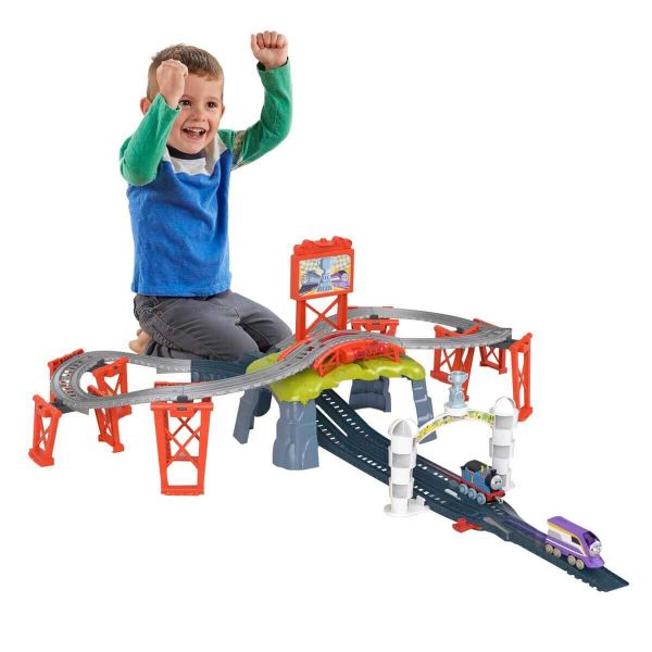 Thomas ve Arkadaşları Sodor Kupası Yarışı Oyuncak Tren Seti HFW03