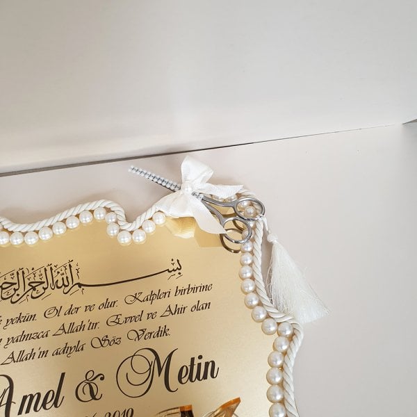 Nişan Tepsisi Tps-01G | Krem Rengi Süslemeli Gold Pleksi Söz Tepsisi