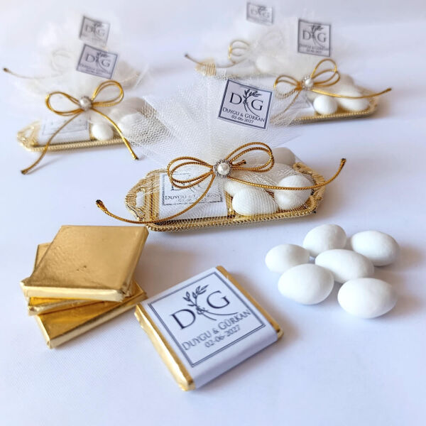 Nikah Şekeri Nks-317A Madlen Çikolata ve Badem Şekerli Gold Metal Mini Tepsi