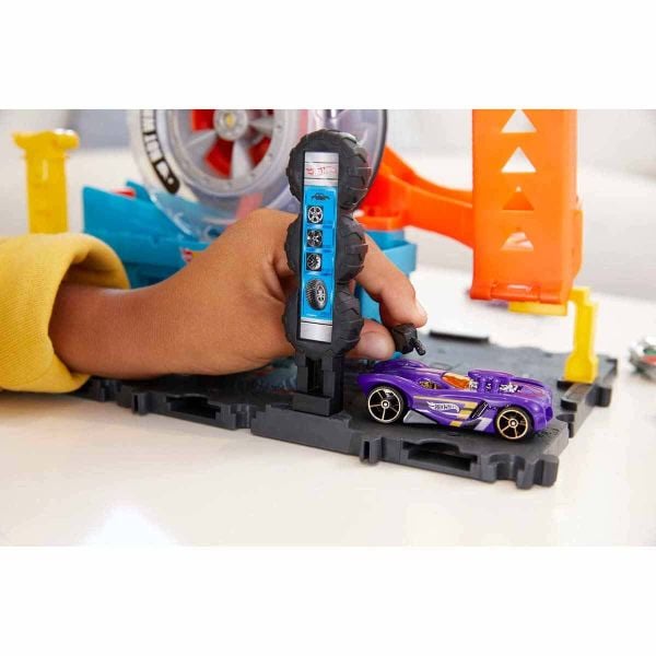 Hot Wheels City Tekerlek Kulesi HDP02 Oyuncak Fırlatma Rampası