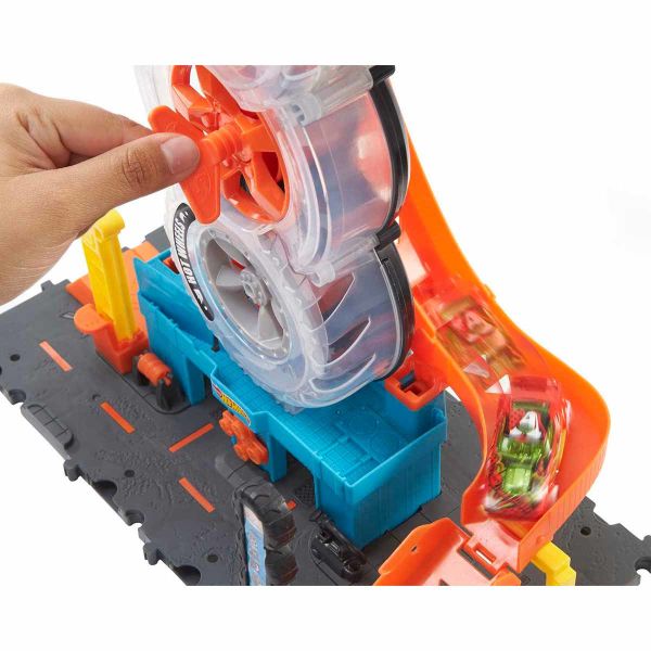 Hot Wheels City Tekerlek Kulesi HDP02 Oyuncak Fırlatma Rampası