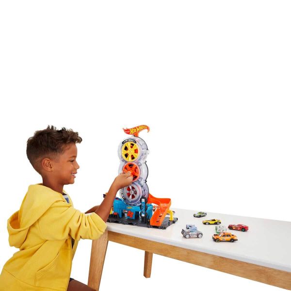 Hot Wheels City Tekerlek Kulesi HDP02 Oyuncak Fırlatma Rampası